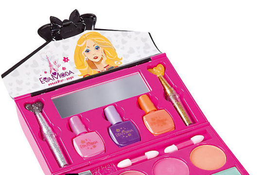 Что подарить девочке на 7 лет?