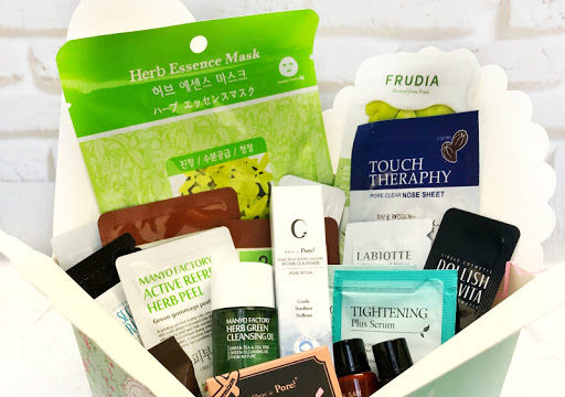 Бьюти боксы с корейской косметикой-глубокое увлажнение и защита