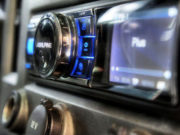 Какие неисправности магнитолы может исправить ремонт?