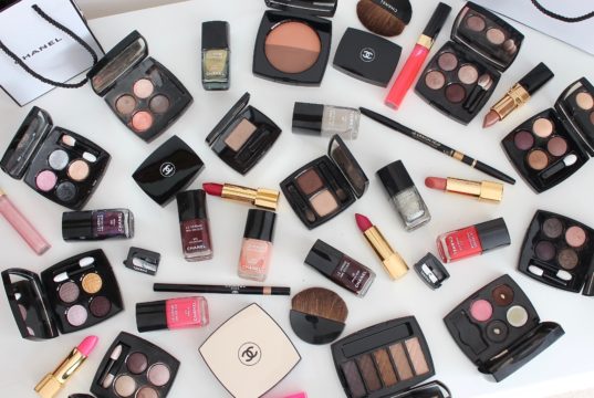 Где купить брендовую косметику со скидкой?