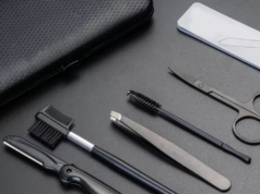 Какие материалы должны быть у начинающего бровиста?