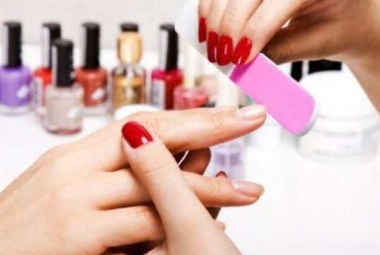 Инвентарь начинающего маникюрного мастера: список товаров