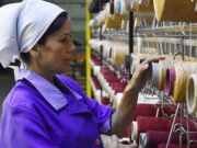 Кыргызстан начал производить свои ткани