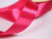 Особенности и преимущества атласных лент