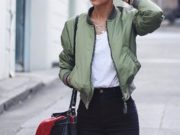 С чем носить женский бомбер?