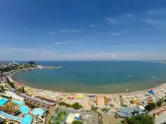 Когда лучше бронировать отель в Анапе?